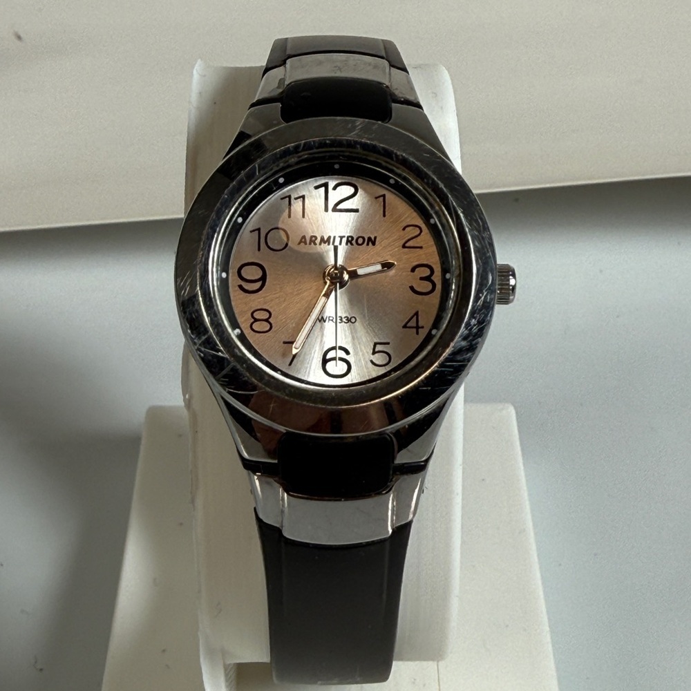 Armitron Pro Sport Women's Watch Black & Silver Tone 330ft Water Resist